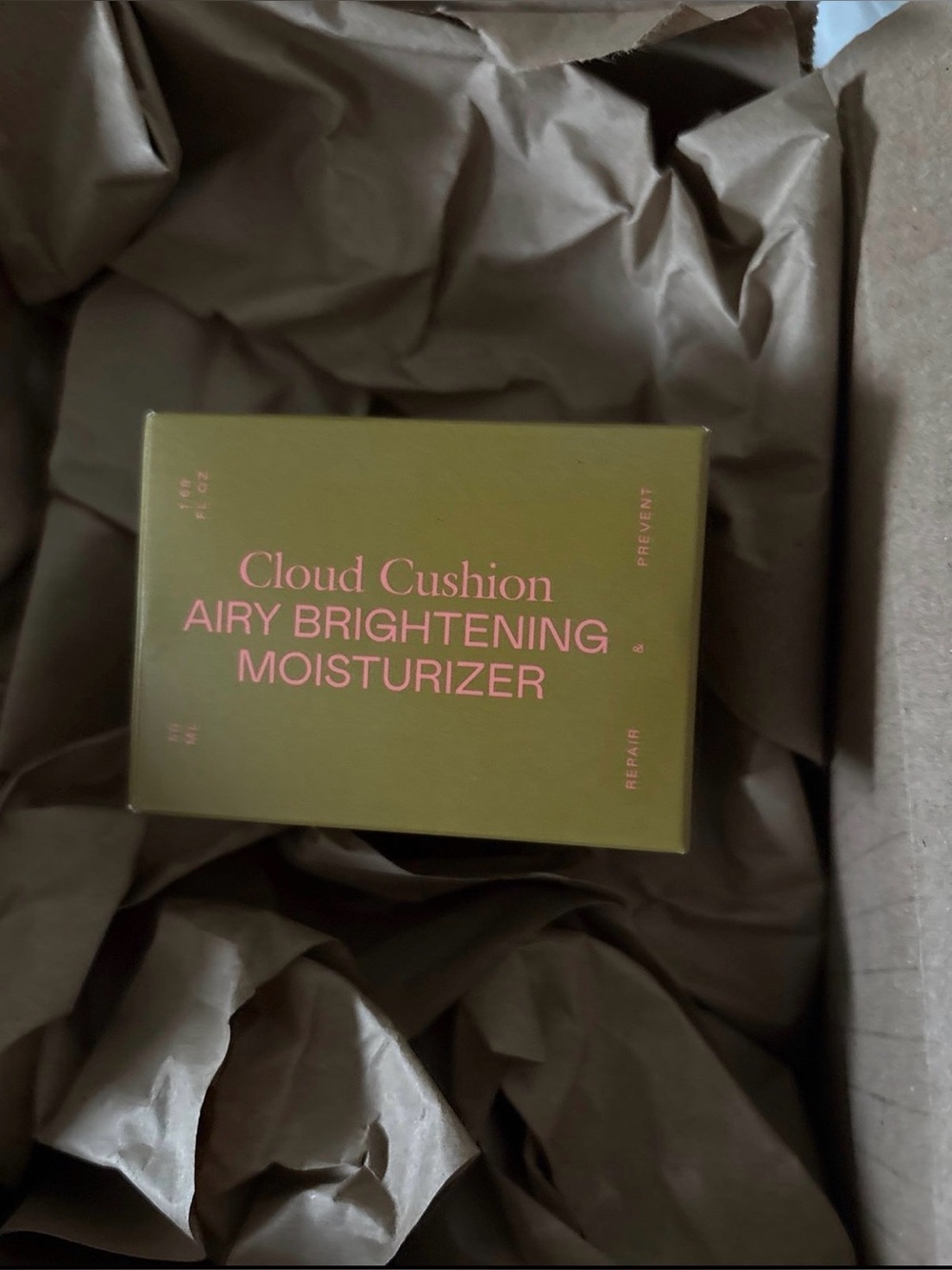 EADEM Cloud Cushion Dewy Plumping Moisturizer